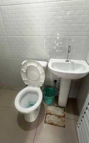 Casa à venda com 300m², 4 quartos e 8 vagas Casa à venda com 300m², 4 quartos e 8 vagasBanheiro da Suíte 2