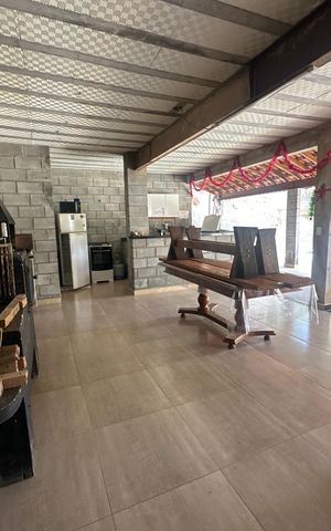 Casa à venda com 300m², 4 quartos e 8 vagas Casa à venda com 300m², 4 quartos e 8 vagasSala/Cozinha