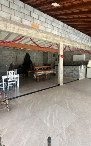 Casa à venda com 300m², 4 quartos e 8 vagas Casa à venda com 300m², 4 quartos e 8 vagasSala/Cozinha