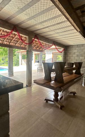 Casa à venda com 300m², 4 quartos e 8 vagas Casa à venda com 300m², 4 quartos e 8 vagasSala/Cozinha