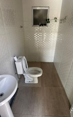 Casa à venda com 300m², 4 quartos e 8 vagas Casa à venda com 300m², 4 quartos e 8 vagasBanheiro 2