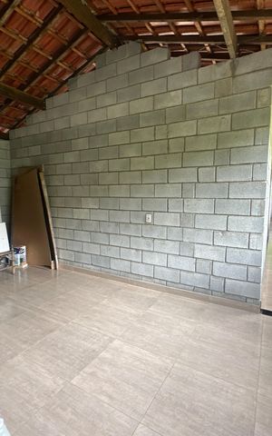 Casa à venda com 300m², 4 quartos e 8 vagas Casa à venda com 300m², 4 quartos e 8 vagasSala