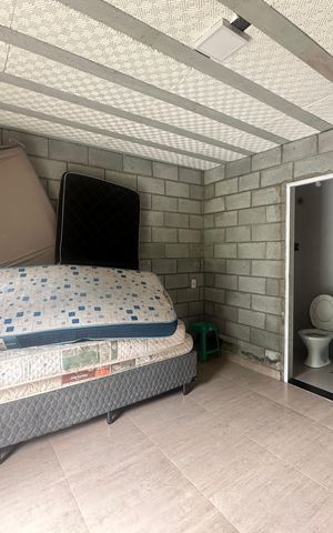 Casa à venda com 300m², 4 quartos e 8 vagas Casa à venda com 300m², 4 quartos e 8 vagasSuíte 2