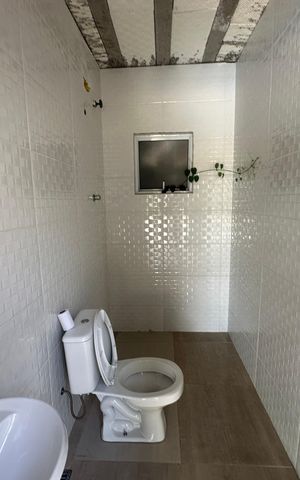 Casa à venda com 300m², 4 quartos e 8 vagas Casa à venda com 300m², 4 quartos e 8 vagasBanheiro 2