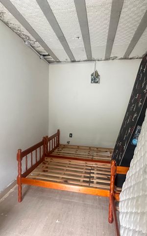 Casa à venda com 300m², 4 quartos e 8 vagas Casa à venda com 300m², 4 quartos e 8 vagasSuíte 4