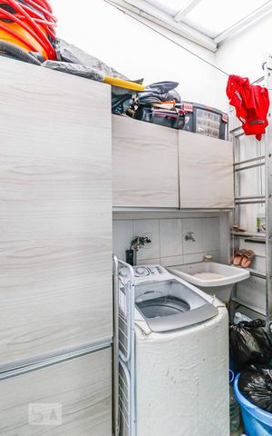 Casa de condomínio à venda com 78m², 2 quartos e 1 vaga