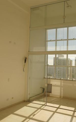 Apartamento à venda com 35m², 1 quarto e sem vagaSala Comercial