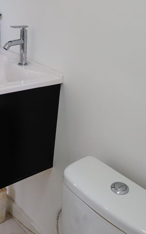 Apartamento à venda com 47m², 2 quartos e 1 vaga Apartamento à venda com 47m², 2 quartos e 1 vagaBanheiro