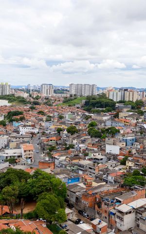 Apartamento à venda com 47m², 2 quartos e 1 vaga Apartamento à venda com 47m², 2 quartos e 1 vagaVista da Sacada