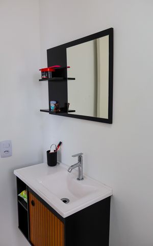 Apartamento à venda com 47m², 2 quartos e 1 vaga Apartamento à venda com 47m², 2 quartos e 1 vagaBanheiro