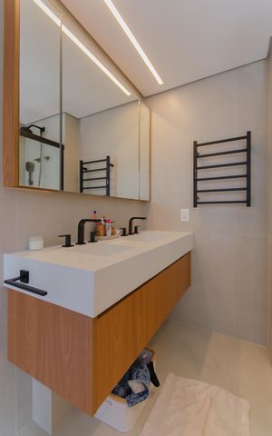 Apartamento para alugar com 128m², 3 quartos e 2 vagas Apartamento para alugar com 128m², 3 quartos e 2 vagasBanheiro da Suíte 3