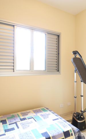 Casa à venda com 263m², 3 quartos e 4 vagasQuarto 2