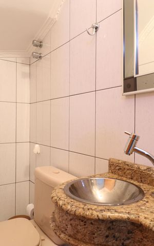 Casa à venda com 263m², 3 quartos e 4 vagasLavabo