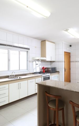 Casa à venda com 263m², 3 quartos e 4 vagasCozinha