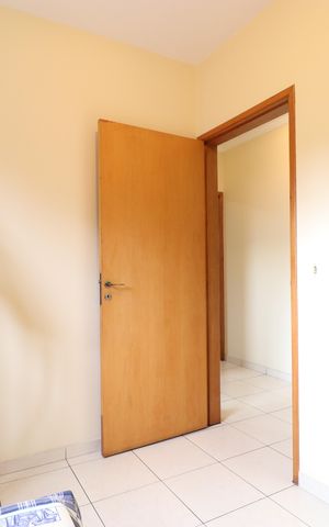 Casa à venda com 263m², 3 quartos e 4 vagasQuarto 2
