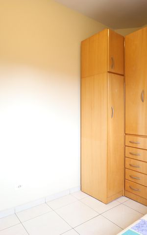 Casa à venda com 263m², 3 quartos e 4 vagasQuarto 2