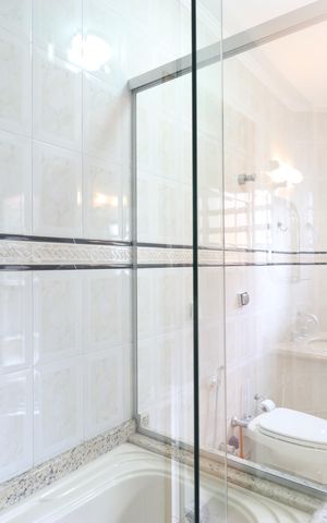 Casa à venda com 263m², 3 quartos e 4 vagasBanheiro da Suíte