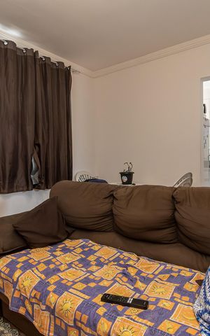 Casa à venda com 55m², 2 quartos e 1 vaga Casa à venda com 55m², 2 quartos e 1 vagaSala