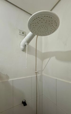 Casa à venda com 200m², 6 quartos e 1 vaga Casa à venda com 200m², 6 quartos e 1 vagaBanheiro Suíte 1