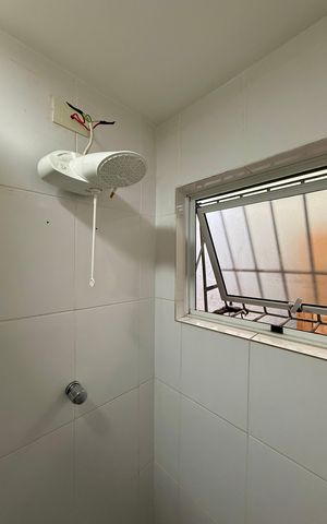 Casa à venda com 200m², 6 quartos e 1 vaga Casa à venda com 200m², 6 quartos e 1 vagaBanheiro Suite 2