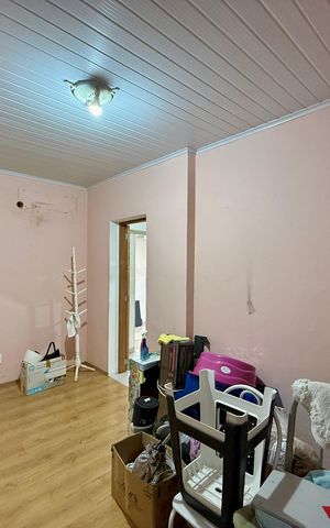Casa à venda com 200m², 6 quartos e 1 vaga Casa à venda com 200m², 6 quartos e 1 vagaQuarto 3