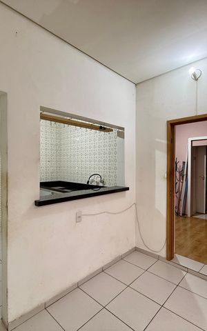 Casa à venda com 200m², 6 quartos e 1 vaga Casa à venda com 200m², 6 quartos e 1 vagaSala