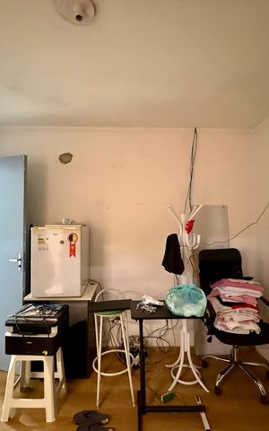 Casa à venda com 200m², 6 quartos e 1 vaga Casa à venda com 200m², 6 quartos e 1 vagaSuite 2