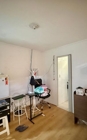 Casa à venda com 200m², 6 quartos e 1 vaga Casa à venda com 200m², 6 quartos e 1 vagaSuite 2