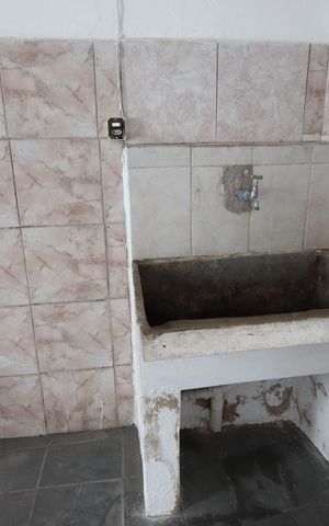 Casa à venda com 250m², 6 quartos e 3 vagasLavanderia - Casa 3