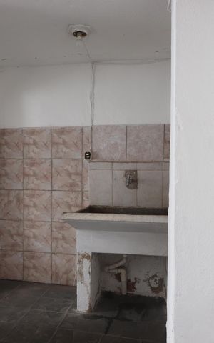 Casa à venda com 250m², 6 quartos e 3 vagasLavanderia - Casa 3