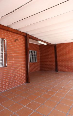 Casa à venda com 250m², 6 quartos e 3 vagasBanheiro do Quintal
