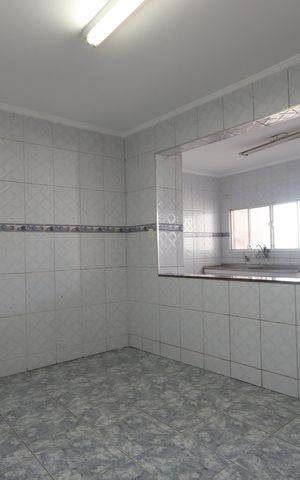 Casa à venda com 250m², 6 quartos e 3 vagasCopa
