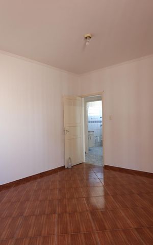 Casa à venda com 250m², 6 quartos e 3 vagasQuarto 2