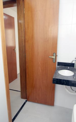 Apartamento à venda com 76m², 2 quartos e 1 vagaBanheiro
