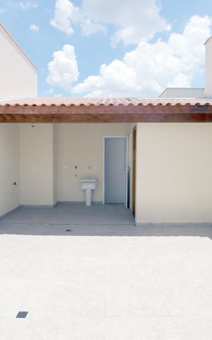 Apartamento à venda com 76m², 2 quartos e 1 vagaÁrea de Serviço