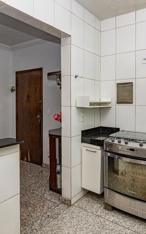Apartamento à venda com 90m², 3 quartos e 2 vagas Apartamento à venda com 90m², 3 quartos e 2 vagasCozinha