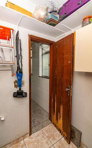 Apartamento à venda com 90m², 3 quartos e 2 vagas Apartamento à venda com 90m², 3 quartos e 2 vagasQuarto de Serviço