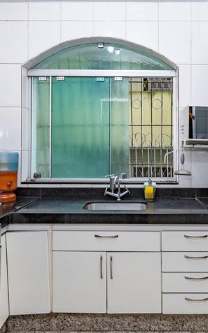 Apartamento à venda com 90m², 3 quartos e 2 vagas Apartamento à venda com 90m², 3 quartos e 2 vagasCozinha