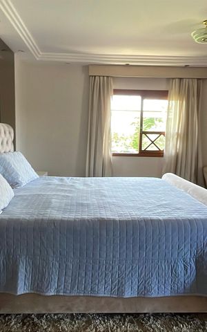 Casa de condomínio para alugar com 950m², 4 quartos e 6 vagasSuíte master