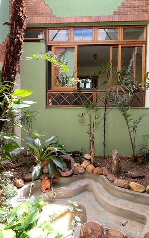 Casa de condomínio para alugar com 950m², 4 quartos e 6 vagasSala 2