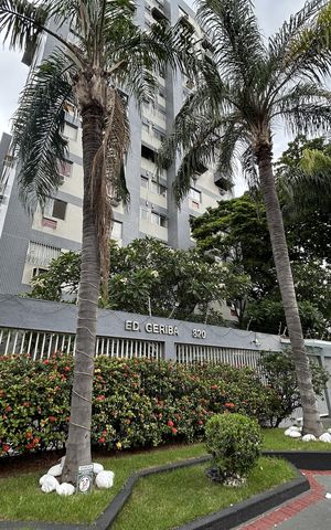 Apartamento à venda com 78m², 3 quartos e 1 vagaFachada
