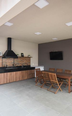 Apartamento à venda com 43m², 2 quartos e 1 vaga Apartamento à venda com 43m², 2 quartos e 1 vagaChurrasqueira