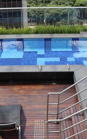 Studio à venda com 48m², 1 quarto e 1 vagaPiscina