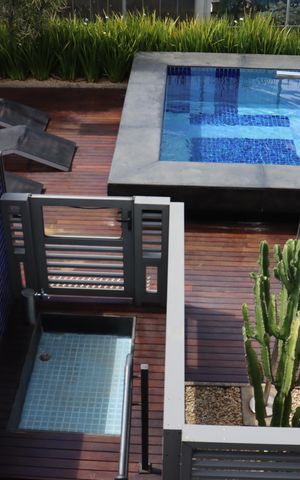 Studio à venda com 48m², 1 quarto e 1 vagaPiscina