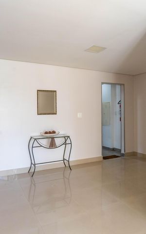 Apartamento à venda com 70m², 2 quartos e 1 vagaHall social 