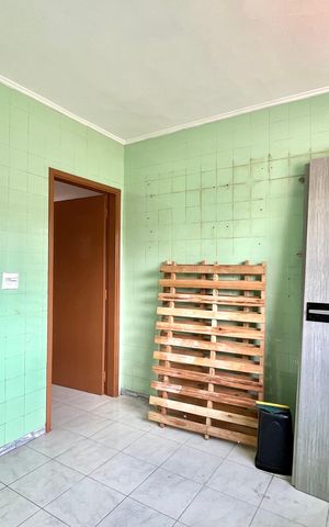 Casa à venda com 300m², 5 quartos e 2 vagas Casa à venda com 300m², 5 quartos e 2 vagasCozinha 2