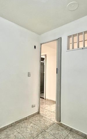 Casa à venda com 300m², 5 quartos e 2 vagas Casa à venda com 300m², 5 quartos e 2 vagasQuarto 2