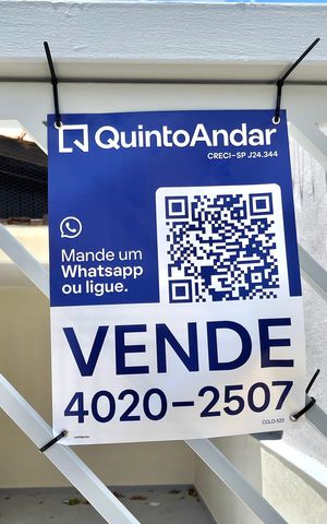 Casa à venda com 300m², 5 quartos e 2 vagas Casa à venda com 300m², 5 quartos e 2 vagasPlaquinha