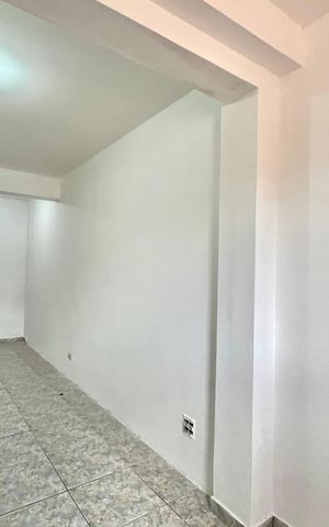 Casa à venda com 300m², 5 quartos e 2 vagas Casa à venda com 300m², 5 quartos e 2 vagasQuarto 1