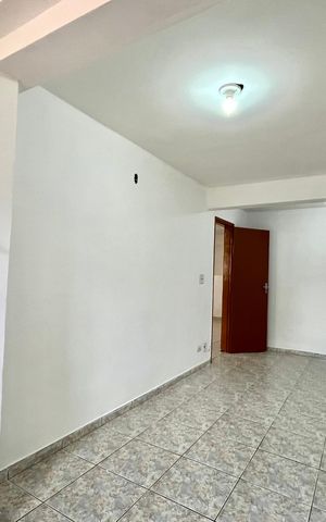 Casa à venda com 300m², 5 quartos e 2 vagas Casa à venda com 300m², 5 quartos e 2 vagasQuarto 1